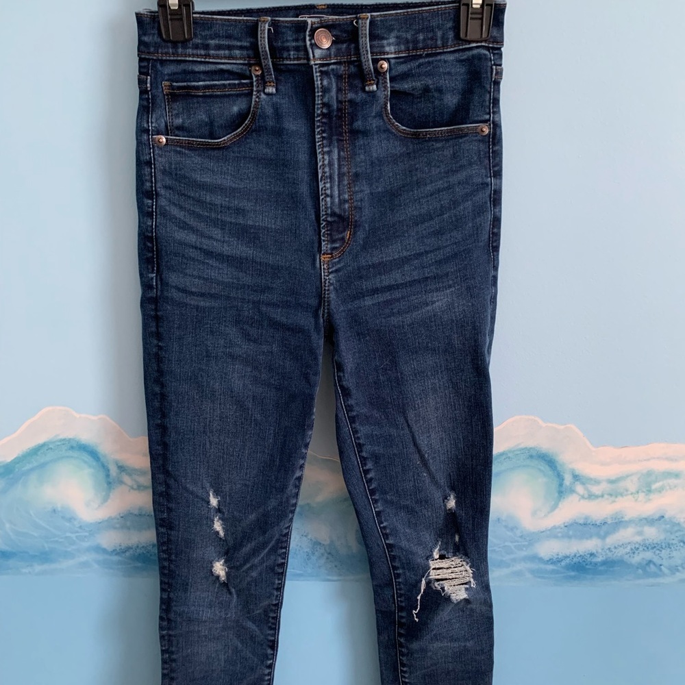Abercrombie High Rise Super Skinny